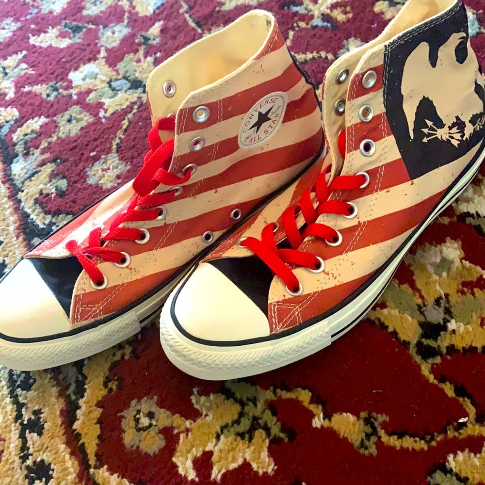 NWOT American flag converse high tops